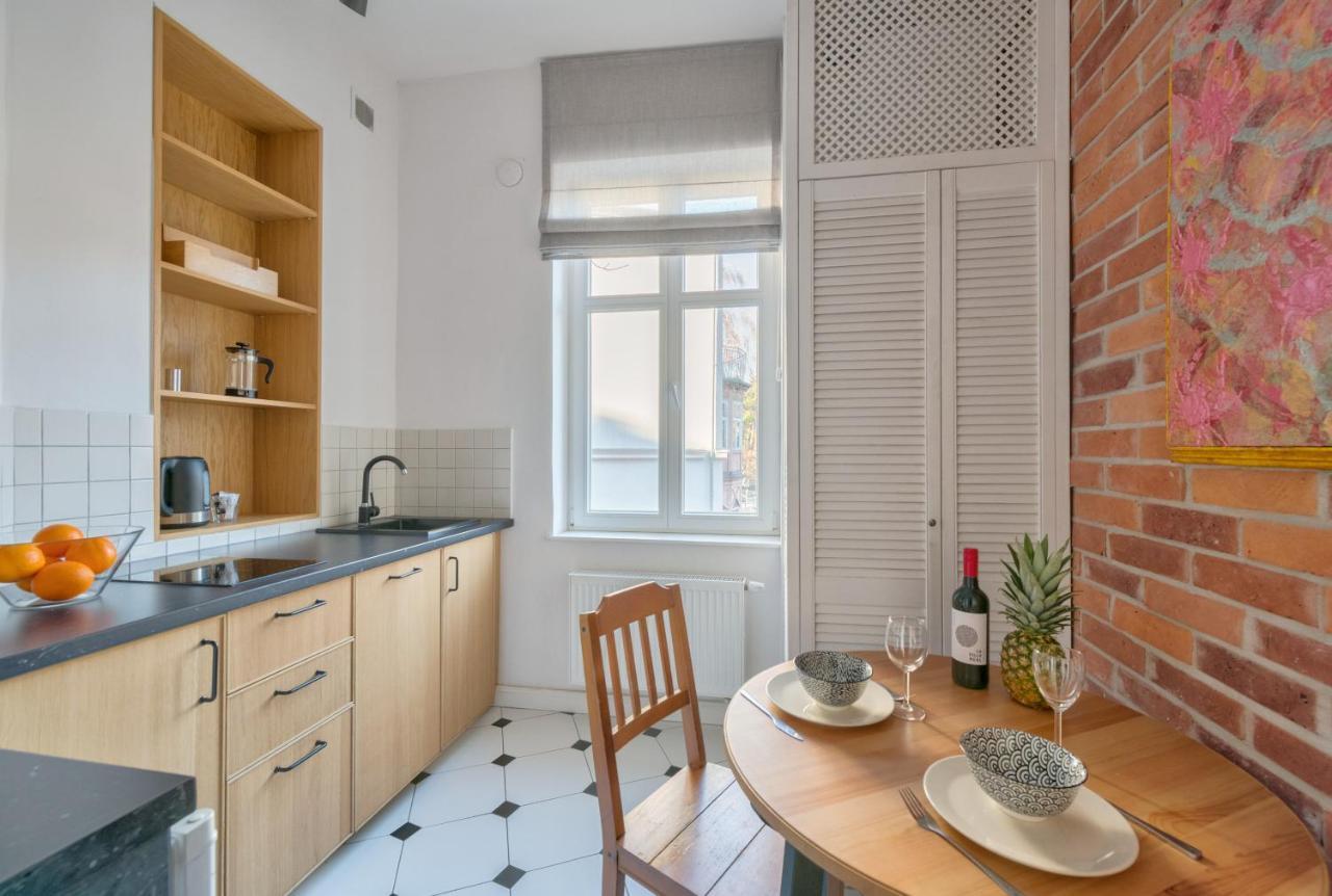 Dom & House - Apartamenty Kamienica Sopocka 150 Metrow Od Plazy Сопот Екстериор снимка