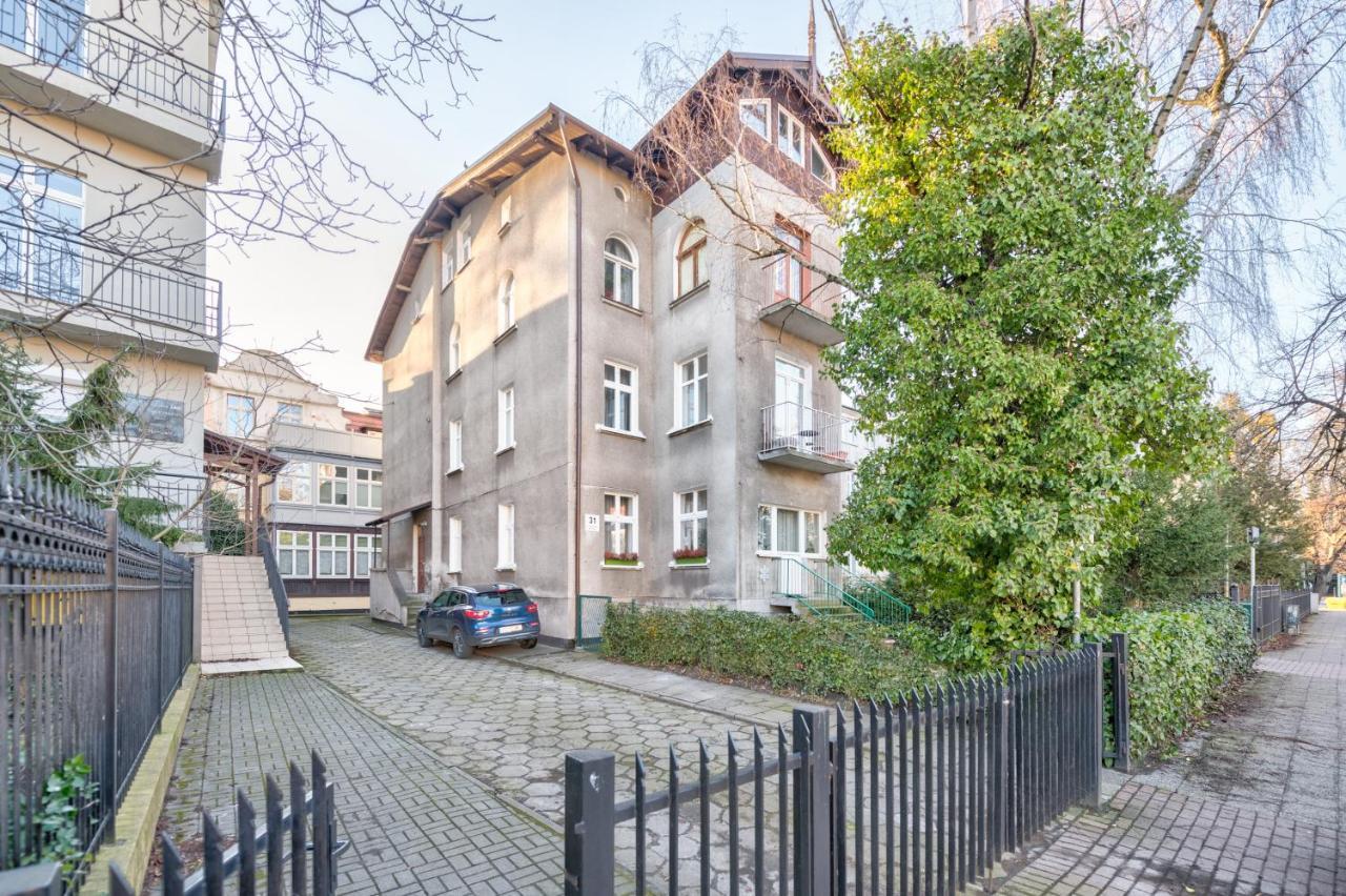 Dom & House - Apartamenty Kamienica Sopocka 150 Metrow Od Plazy Сопот Екстериор снимка